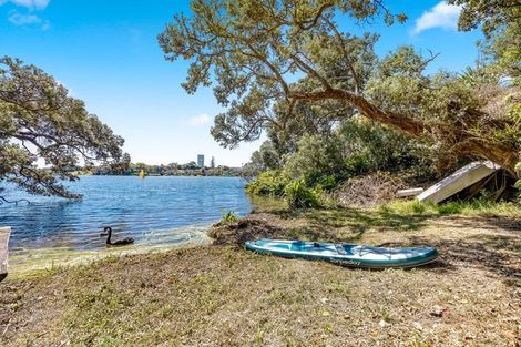 Photo of property in 278 Hurstmere Road, Takapuna, Auckland, 0622