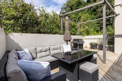 Photo of property in 51a-b Faraday Street, Hospital Hill, Napier, 4110