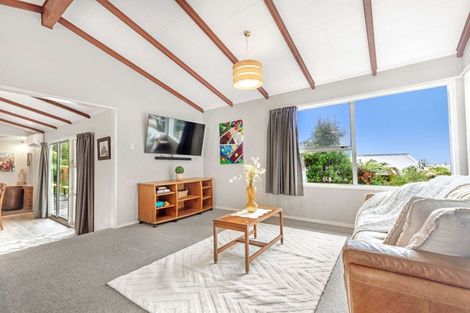 Photo of property in 75 Mallard Drive, Selwyn Heights, Rotorua, 3015