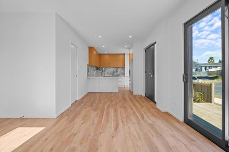 Photo of property in 22c Justamere Place, Weymouth, Auckland, 2103