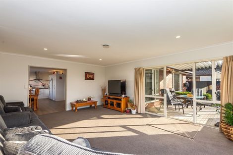 Photo of property in 2/14 Bentley Street, Russley, Christchurch, 8042