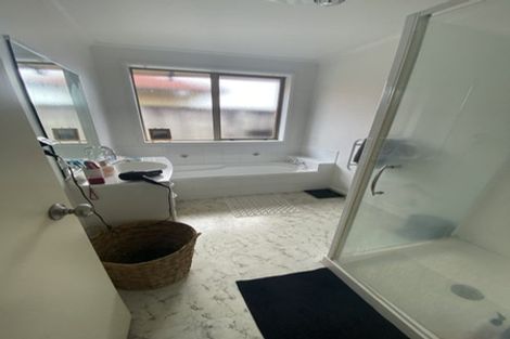 Photo of property in 199 Old Farm Road, Hamilton East, Hamilton, 3216