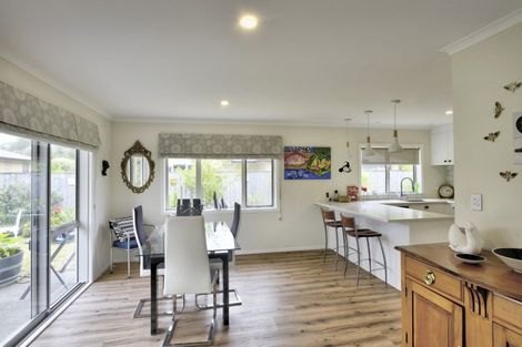 Photo of property in 64 Feist Street, Carterton, 5713