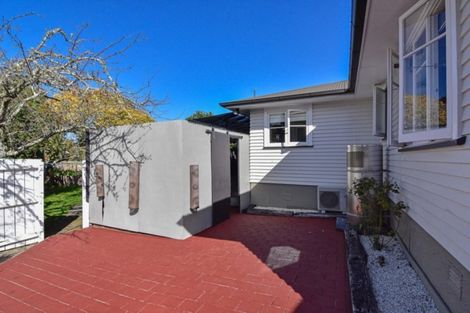 Photo of property in 4 Kay Road, Manurewa, Auckland, 2102