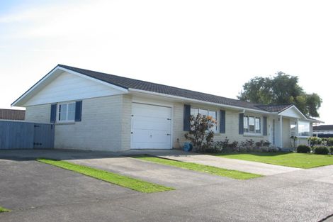 Photo of property in 2 Dorset Road, Springvale, Whanganui, 4501