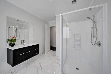 Photo of property in 23 Garrett Drive, Whalers Gate, New Plymouth, 4310