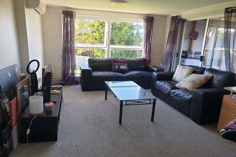 Photo of property in 40 Chequers Avenue, Glenfield, Auckland, 0629
