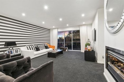 Photo of property in 75 Kittiwake Drive, Schnapper Rock, Auckland, 0632