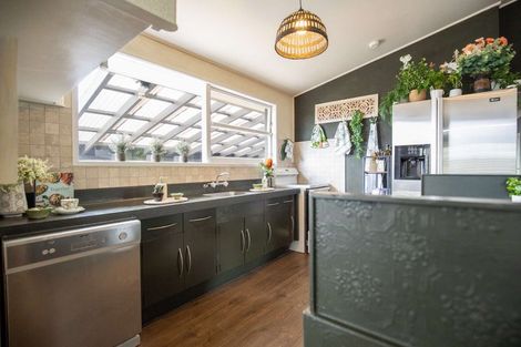 Photo of property in 4 Tawavale Street, Pukehangi, Rotorua, 3015