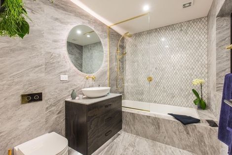 Photo of property in 58c Potter Avenue, Northcote, Auckland, 0627