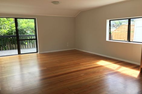 Photo of property in 2/668 Whangaparaoa Road, Stanmore Bay, Whangaparaoa, 0932