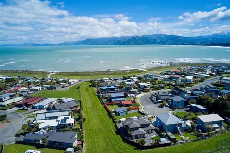 Photo of property in 61 Kotare Place, South Bay, Kaikoura, 7300