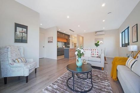 Photo of property in 30 Cloonlyon Drive, Flat Bush, Auckland, 2019