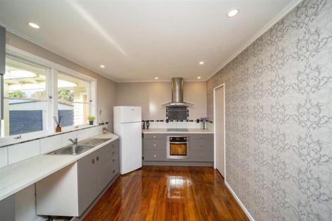 Photo of property in 4 Wera Street, Hawera, 4610