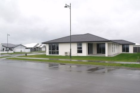 Photo of property in 19 Ruahine Road, Poraiti, Napier, 4112