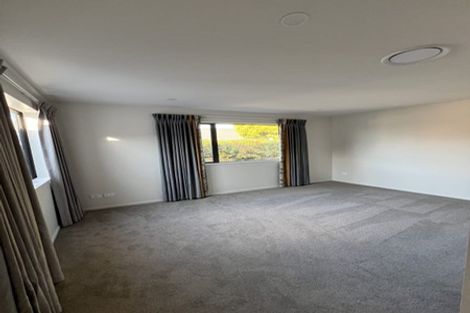 Photo of property in 2a Askew Place, Farm Cove, Auckland, 2012