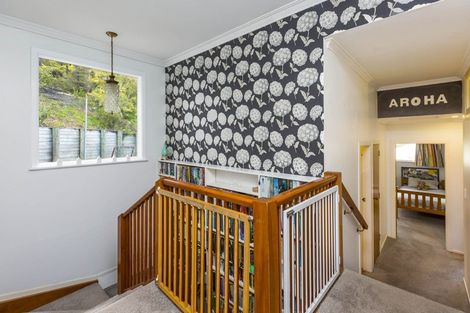 Photo of property in 54 Chatsworth Road, Silverstream, Upper Hutt, 5019