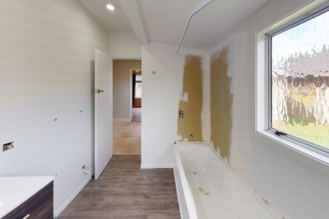 Photo of property in 118 Pahiatua Street, Hokowhitu, Palmerston North, 4410