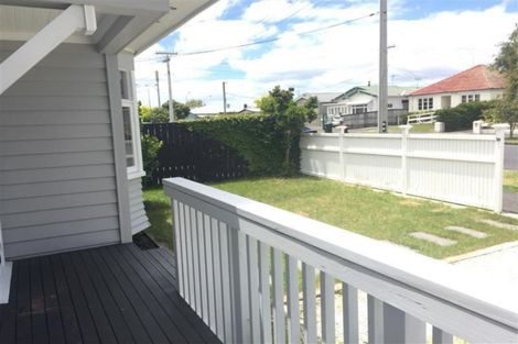 Photo of property in 9 Oban Road, Westmere, Auckland, 1022