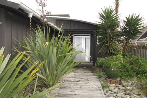 Photo of property in 13 Rodney Avenue, Te Horo Beach, Otaki, 5581