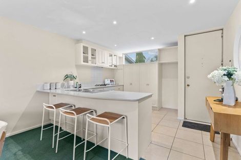 Photo of property in 4/1010 Colombo Street, St Albans, Christchurch, 8014