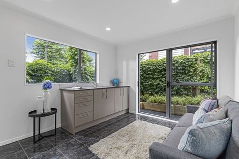 Photo of property in 1/1553 Great North Road, Waterview, Auckland, 1026