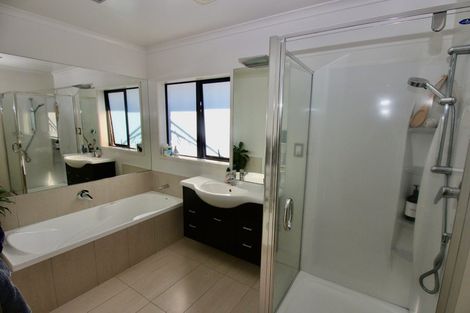 Photo of property in 3 Kelly Place, Whitianga, 3510