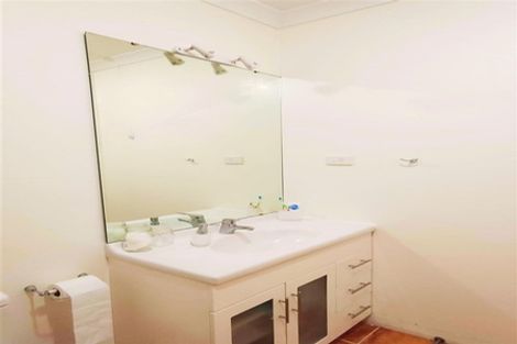 Photo of property in Hobson Court Flats, 59/70 Hobson Street, Thorndon, Wellington, 6011