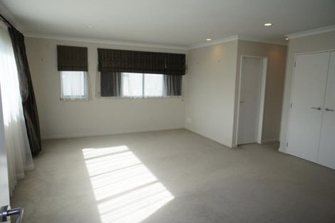 Photo of property in 3 Courtneys, West Harbour, Auckland, 0618