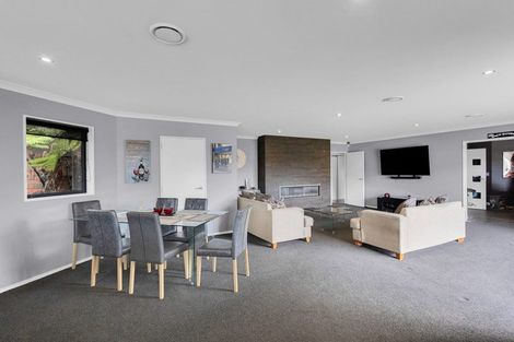 Photo of property in 96 Shepherd Avenue, West Melton, 7618