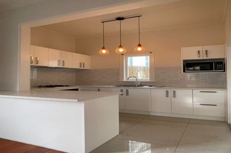 Photo of property in 86 Aroha Avenue, Sandringham, Auckland, 1025