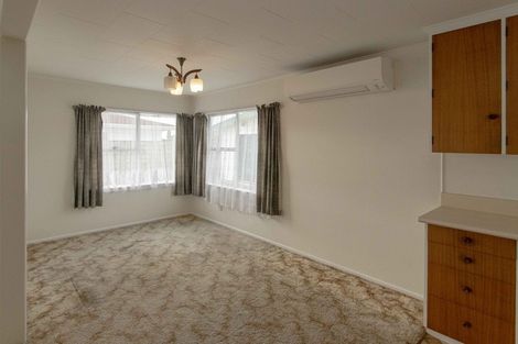 Photo of property in 19 Fife Crescent, Tamatea, Napier, 4112