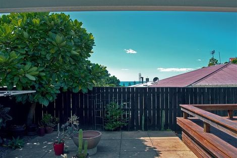 Photo of property in 53 Shakespeare Road, Bluff Hill, Napier, 4110