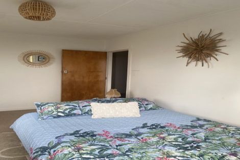 Photo of property in 17 Hickey Place, Opunake, 4616