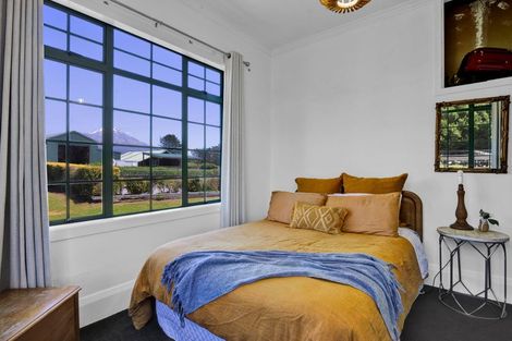 Photo of property in 1 Waingongoro Road, Cardiff, Stratford, 4391