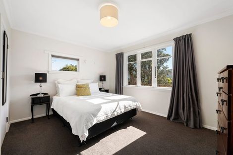 Photo of property in 142 Pembroke Road, Wilton, Wellington, 6012