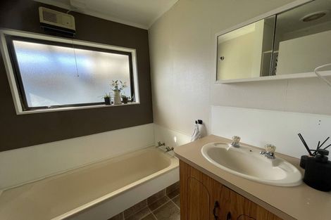 Photo of property in 1 Orchard Place, Lynmore, Rotorua, 3010