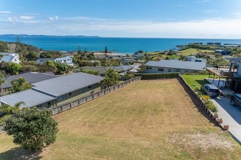 Photo of property in 41 Dudley Crescent, Cable Bay, 0420