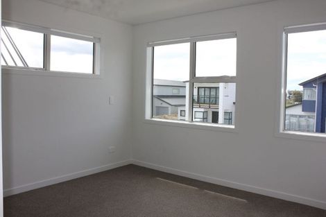 Photo of property in 16 Myland Drive, Hobsonville, Auckland, 0616