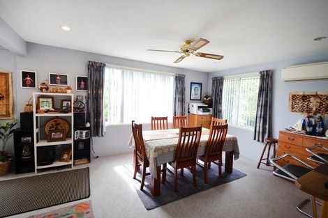 Photo of property in 100 Molyneux Avenue, Cromwell, 9310