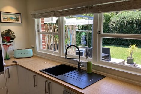 Photo of property in 17 Hinaki Street, Inner Kaiti, Gisborne, 4010