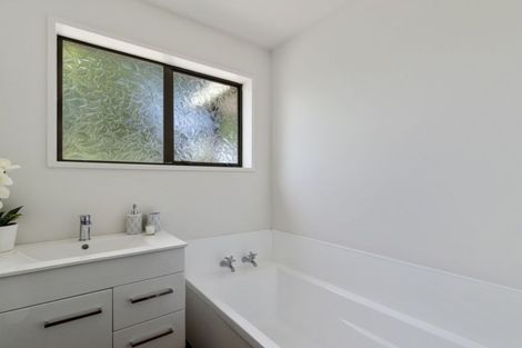 Photo of property in 7/178 Main North Road, Redwood, Christchurch, 8051
