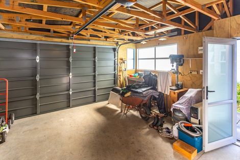 Photo of property in 2 Norfolk Place, Tairua, 3508