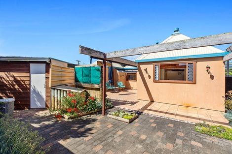 Photo of property in 393b Oceanbeach Road, Mount Maunganui, 3116