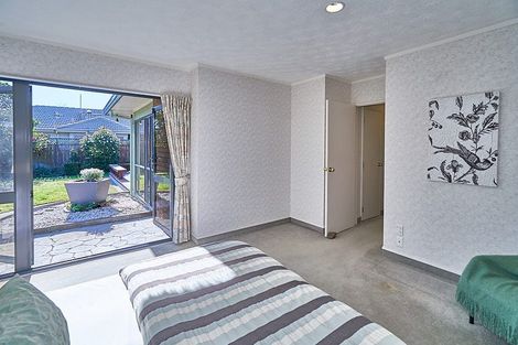 Photo of property in 1 Hyatt Grove, Greenmeadows, Napier, 4112