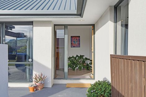 Photo of property in 1 Appleton Place, Woodend, 7610