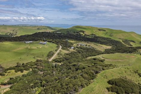 Photo of property in 1615 Whaanga Road, Raglan, 3296