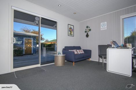 Photo of property in 37 Iwa Street, Mapua, 7005