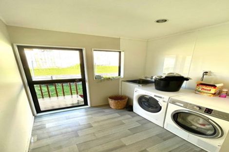 Photo of property in 1/13 Naviti Place, Browns Bay, Auckland, 0630