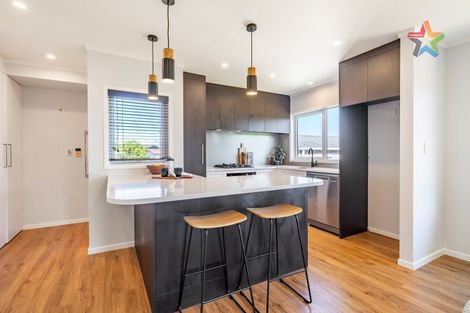 Photo of property in 11 Jasmine Grove, Maungaraki, Lower Hutt, 5010